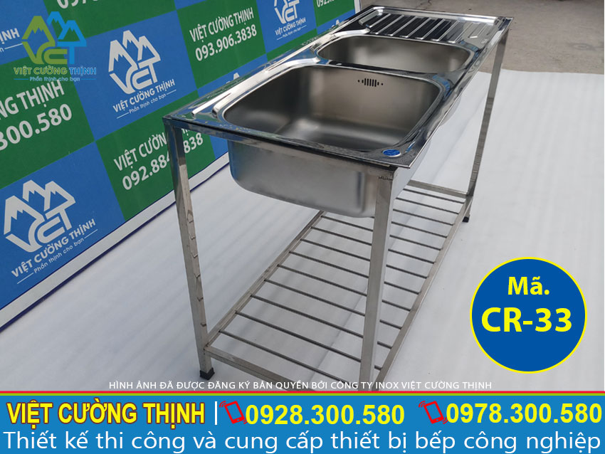 Chậu rửa đôi inox, bồn rửa 2 hộc gia đình có khung chân sản xuất inox 304 cao cấp, có độ bền cao, chịu nhiệt tốt.